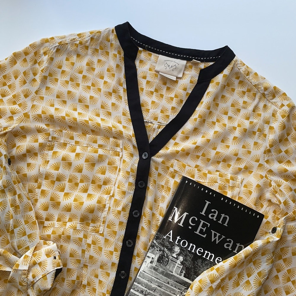 ANTHROPOLOGIE Yellow Geometric Print Blouse. Sz 0